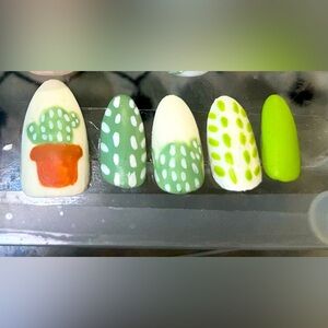 🌵Plant Mom🌵 nail set